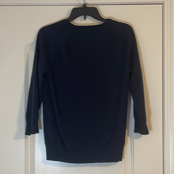 J Crew Sweater With 100% Merino Wool Design Navy Blue Size Medium - Picture 2 of 6